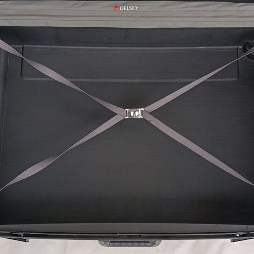 Large Hard Suitcase Delsey 72cm like new, black