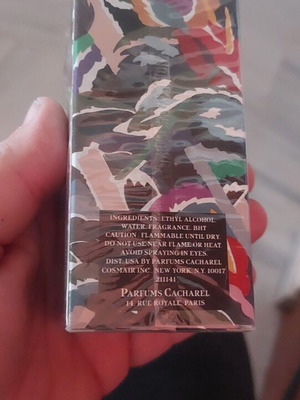 Cacharel Loulou Eau de Parfum Vaporisateur 30 ml