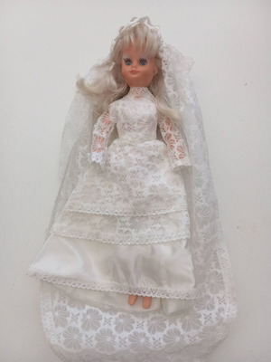 Bibi-bo El Greco A' Period doll used with Anthi Lemonias bridal dress