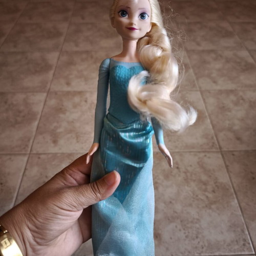Frozen Disney Princess Elsa Doll 2022 by Mattel used
