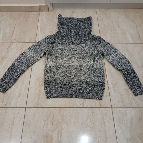 Bertolussi men's knitted turtleneck sweater L like new black and white acrylic
