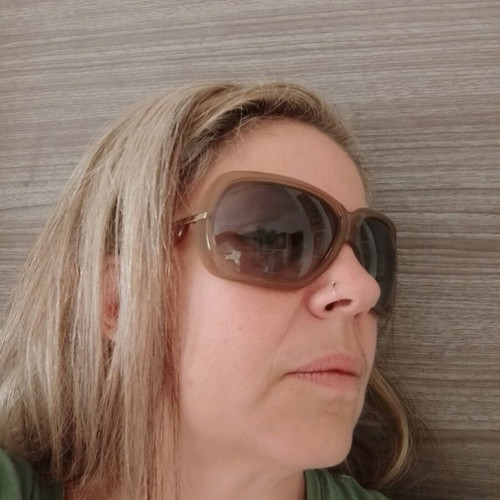Burberry women's sunglasses like new, beige