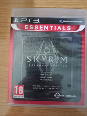 Игра за PS3 Skyrim Legendary Edition