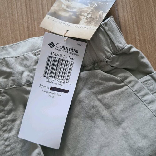 Columbia Y2K cargo pants new, size 50 Large, white-beige