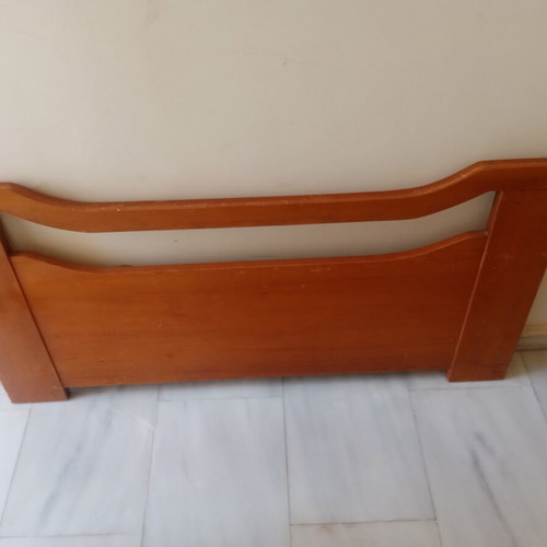 Wooden bed 1.5 size used, without mattress