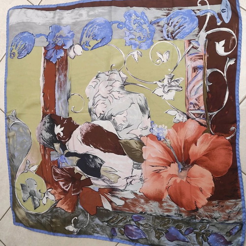 Floral scarf - handkerchief Etienne Aigner 100% silk like new, multicolor