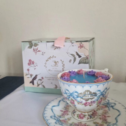 Porcelain tea set with 100% soy wax candles, new