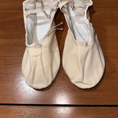 Ballet shoes new, sizes 38-42, soft dance footwear