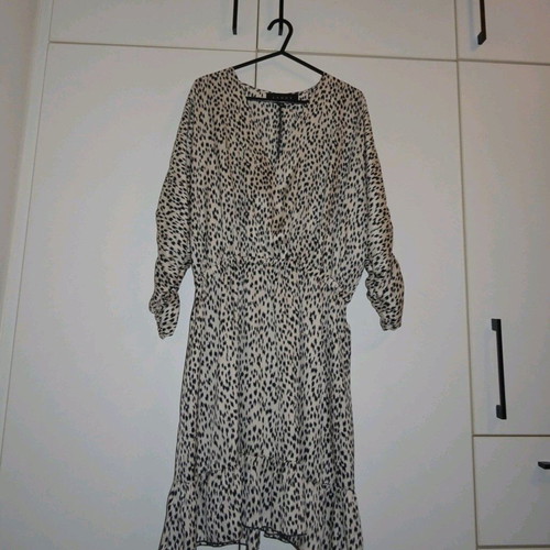 Lynne Airy Dress New, White Multicolor, Size 38