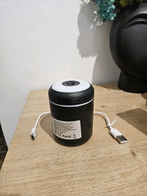 Small portable humidifier like new, USB powered