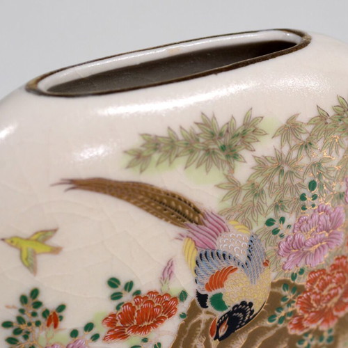 Oval Japanese porcelain vase used with birds and flowers
