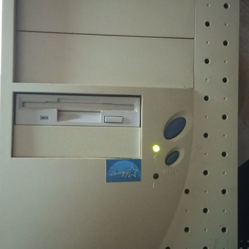 Retro Pentium 3 Computer used with Jetway J-710AF motherboard and multifunction printer