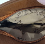 Brown shoulder bag with bow