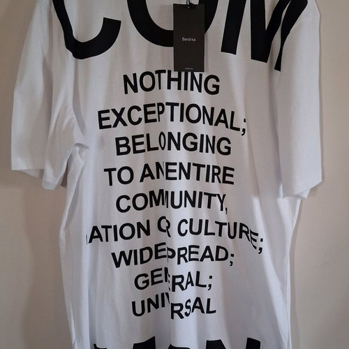 T-shirt Bershka L white with black logo, new