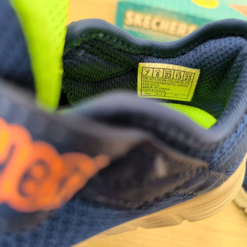 Skechers kids athletic shoes size 23 like new, blue orange