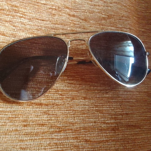 Aviator Kids Sunglasses like new, gold metal frame