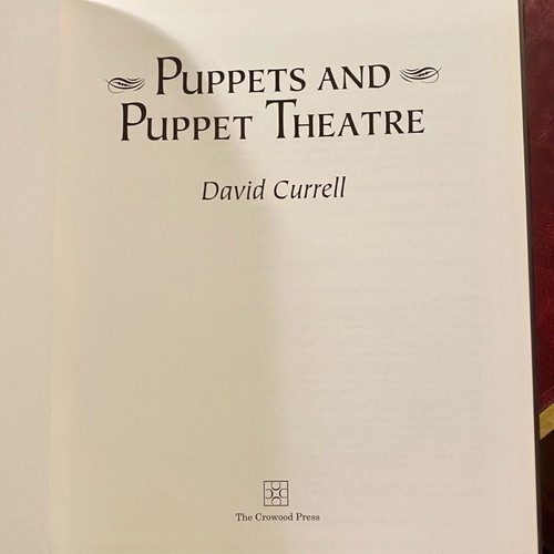 Puppets and puppet theatre David Currell used, English