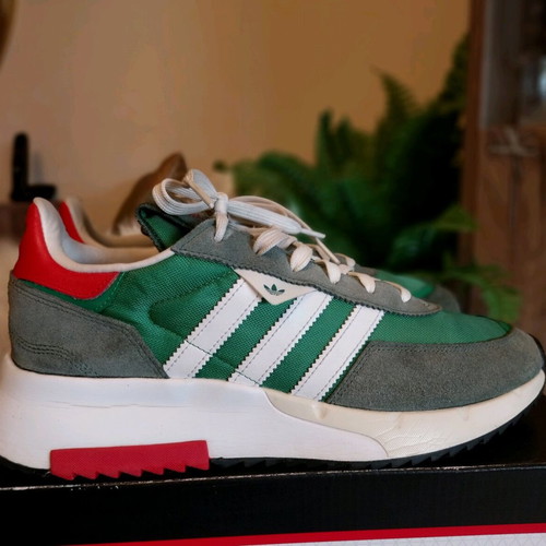 Adidas Originals RETROPY F2 men's shoes green like new, size 46