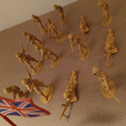 British Army Figures like new, set of 14