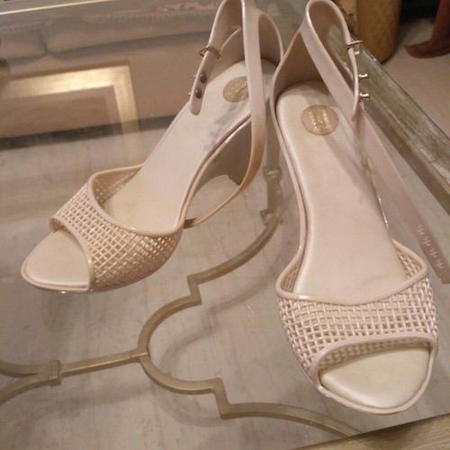 Melissa sandals beige used, size 39