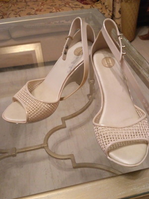 Melissa sandals beige used, size 39