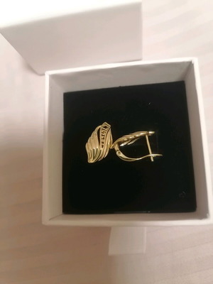 Women's earrings with gold plating, waterproof