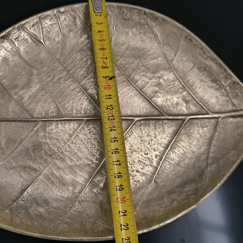 Decorative tray shaped like a feather like new