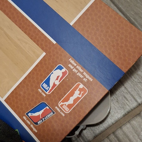 Milwaukee Bucks Back Me Up Shoe Bag new with tags