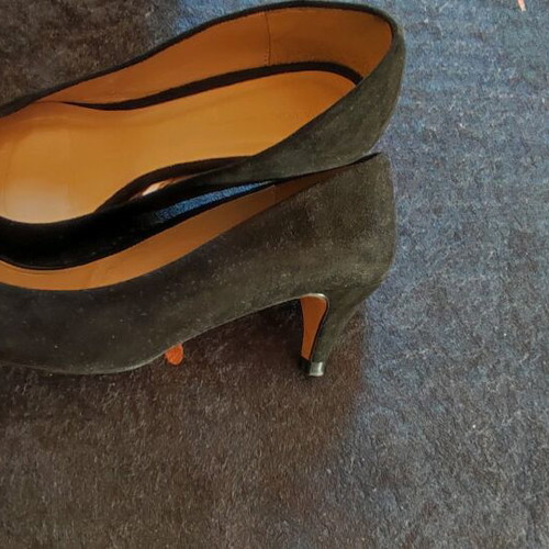 Black suede pumps used, size 37, 4 cm heel