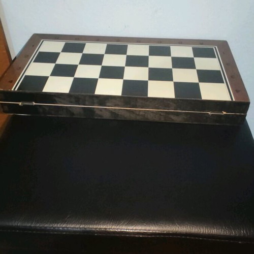 Wooden 2-in-1 board game used, chess and backgammon in case