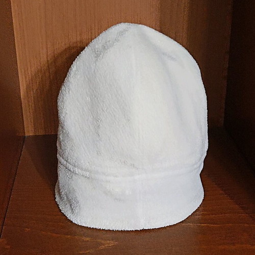Children's hat with dog like new, size for bigger kids