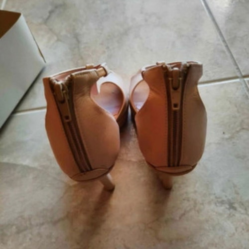 Handmade bridal sandals size 36 like new, beige