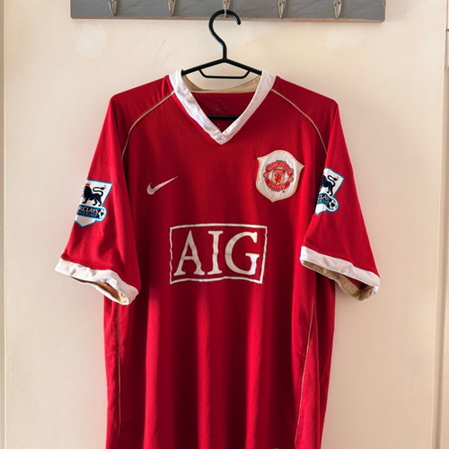 Manchester United 2006/07 jersey like new, size M