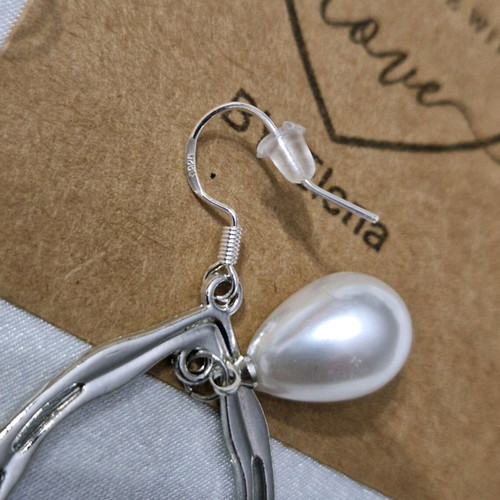 Handmade drop earrings new, with artificial pearl and silver hook