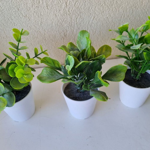 Flying Tiger Copenhagen large basket with 3 artificial plants in Vicko pots