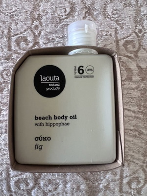 Beach body oil with fig scent