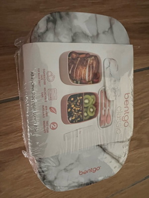 Bentgo Classic stackable lunch box new, marble and pink