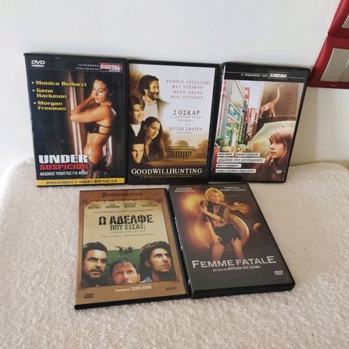 DVD movies 5 pieces like new with subtitles