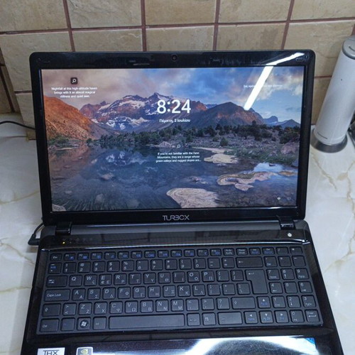 Laptop TurboX W253EFQ like new, Intel Core i3, 8GB RAM, SSD, Windows 11 Pro
