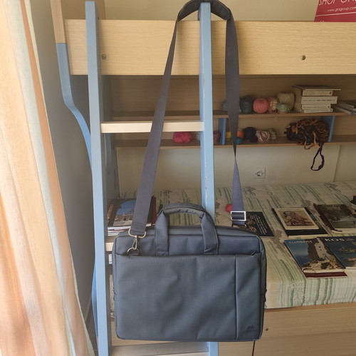 Rivacase laptop bag used with side pockets blue