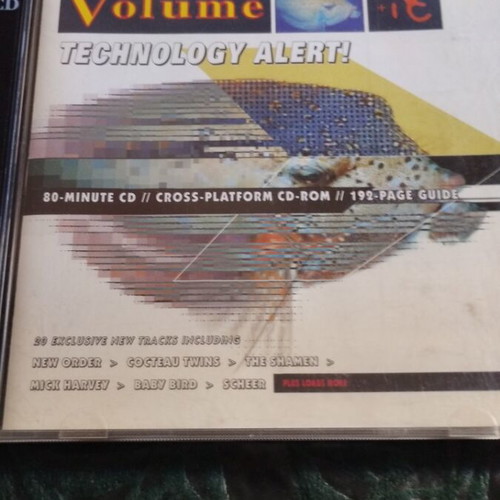Va Volume 15 2CD with Book Technology Alert like new