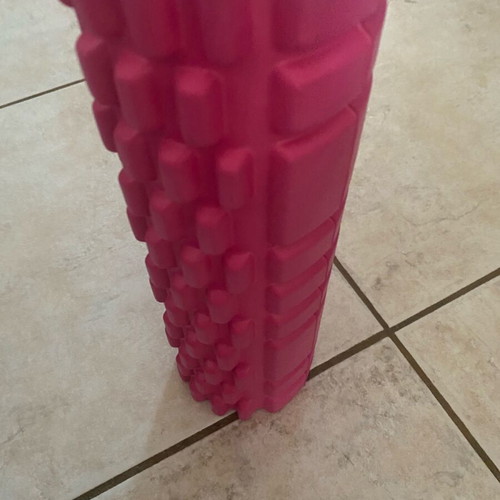 Venum Fitness Roller like new for muscle relief and cellulite
