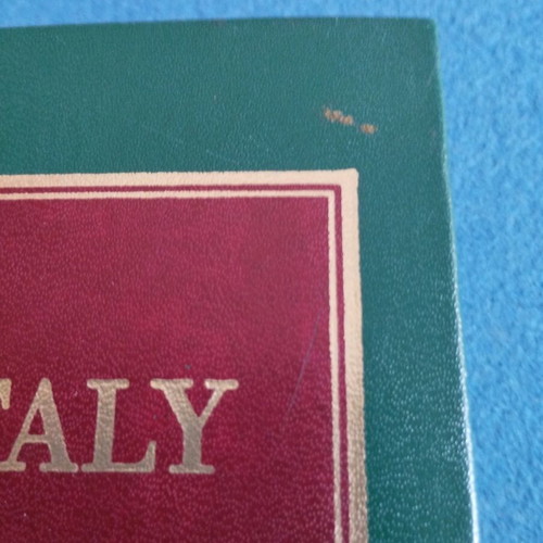 Italy βιβλίο σαν καινούργιο, Ministero Affari Esteri 1987