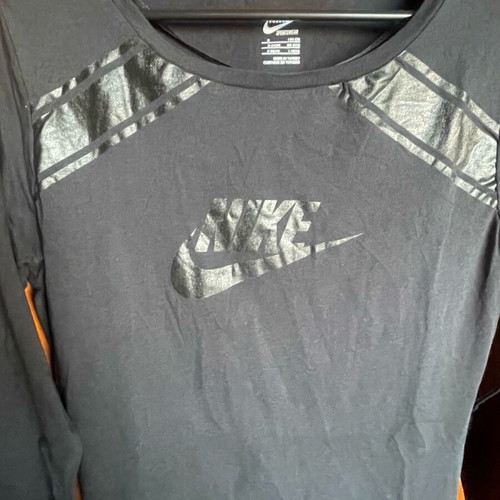 Branded women's long-sleeve blouse new size Medium