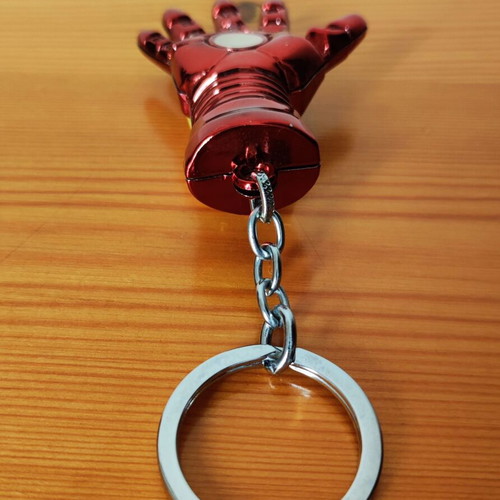 Iron Man 3D metal keychain, gold and red gauntlet, Marvel Avengers collectible