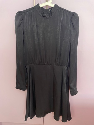 Mini dress Zara satin look like new, black