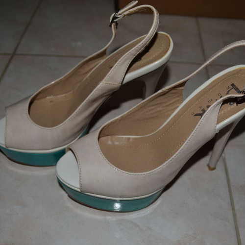 Pink wonman sandals lightly used, beige and turquoise, size 37
