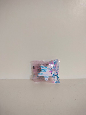 Bath salts star-shaped with cotton flower scent Sephora new