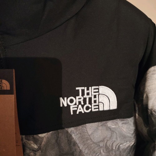 The North Face x Supreme Wings of Redemption Puffer Jacket new, size L, black gray