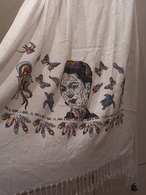 Εσαρπα με τη Frida Kahlo σαν καινούργιο, μεγάλη παρεό